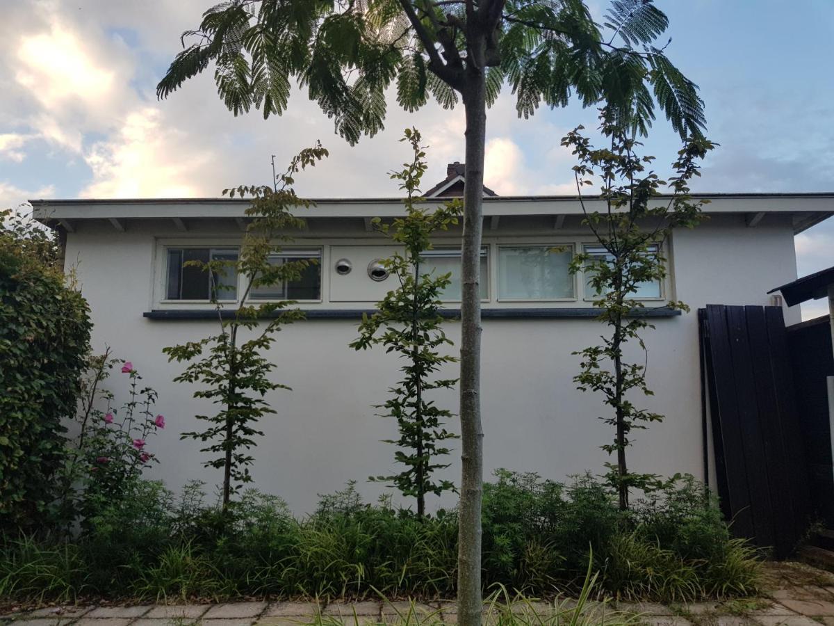 Studio Baarn With Patio, Airco, Pantry, Bedroom, Bathroom, Privacy - Amsterdam, Utrecht Esterno foto